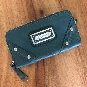 B Makowsky Leather Jade Green Wallet/Wristlet